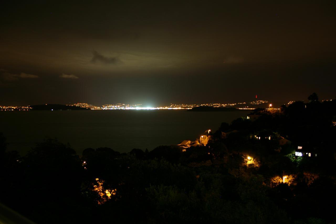 Bed and Breakfast Breakaway At York Bay Days Bay Esterno foto